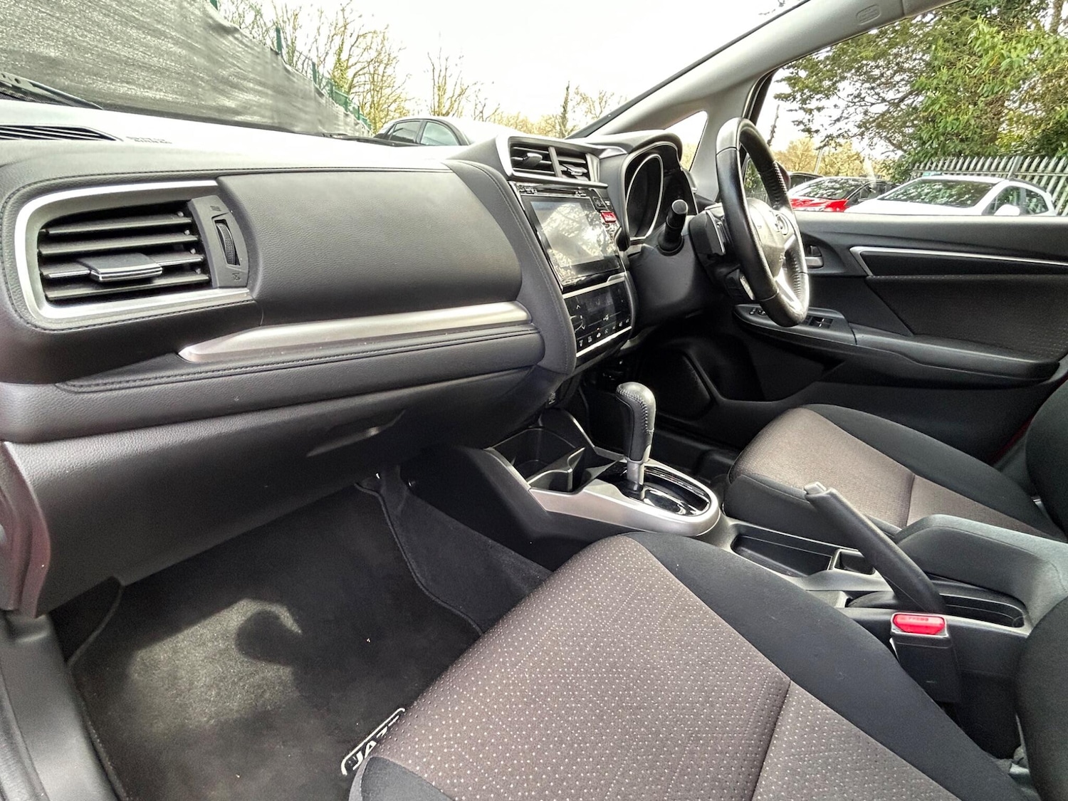 Used Honda Jazz 2017 for sale - 77925769: Photo 19