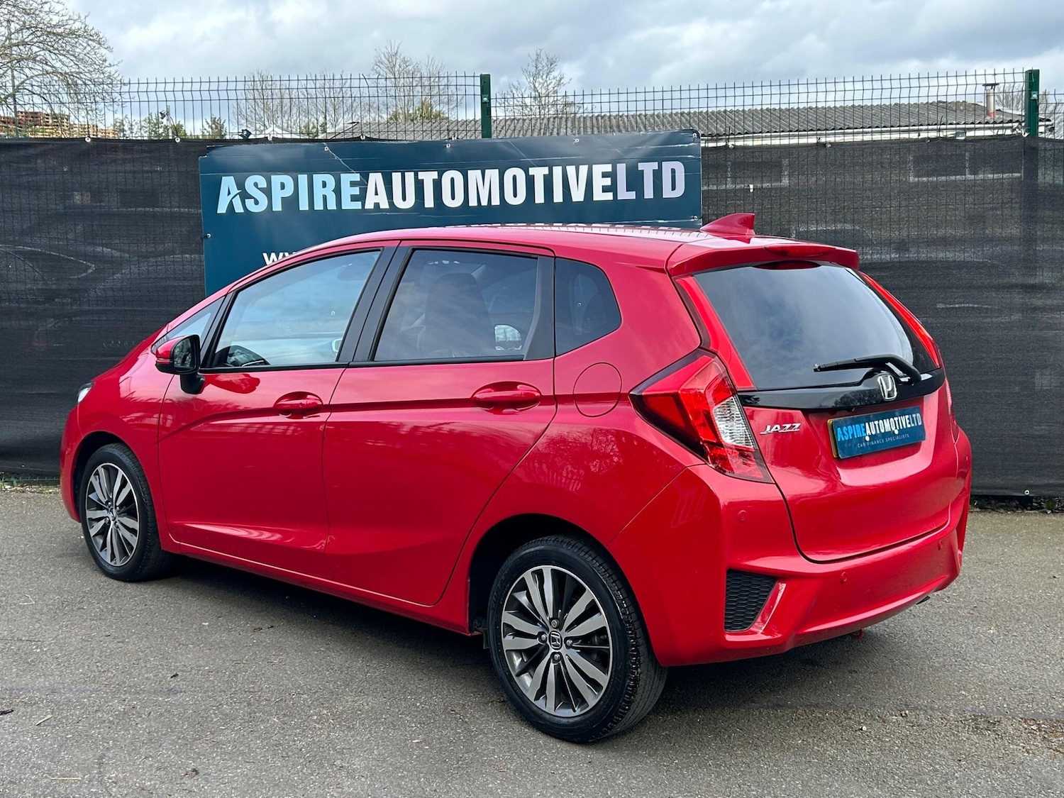 Used Honda Jazz 2017 for sale - 77925769: Photo 9