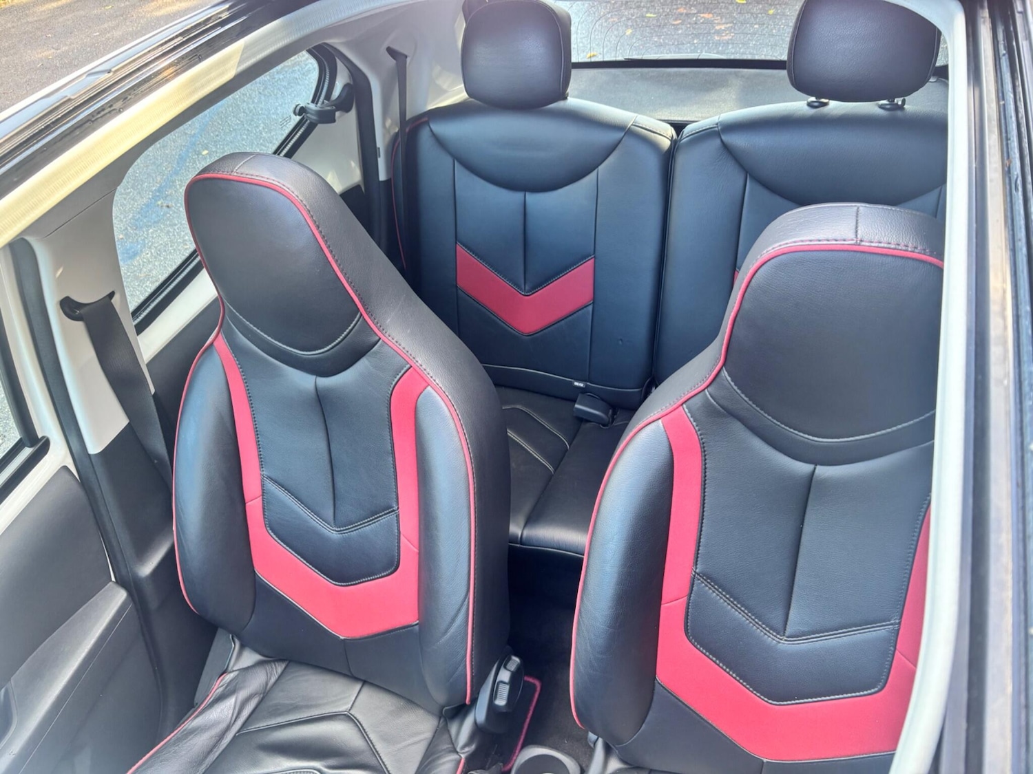 Used Toyota AYGO 2017 for sale - 76952391: Photo 27