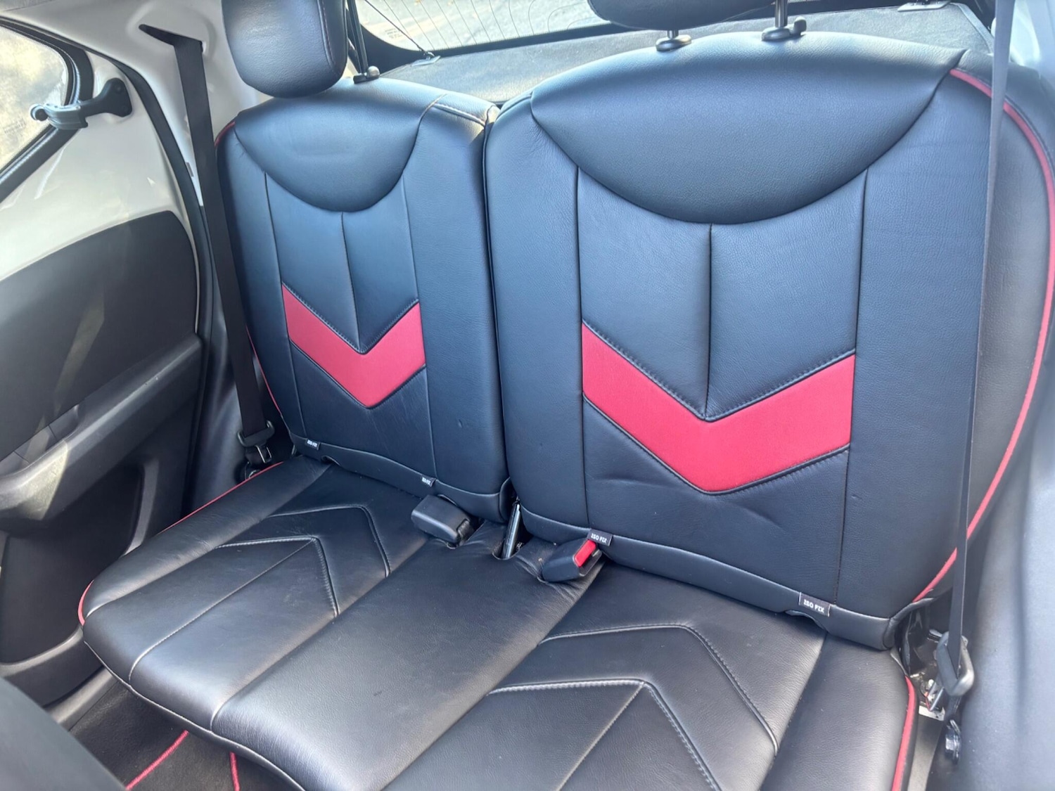 Used Toyota AYGO 2017 for sale - 76952391: Photo 31