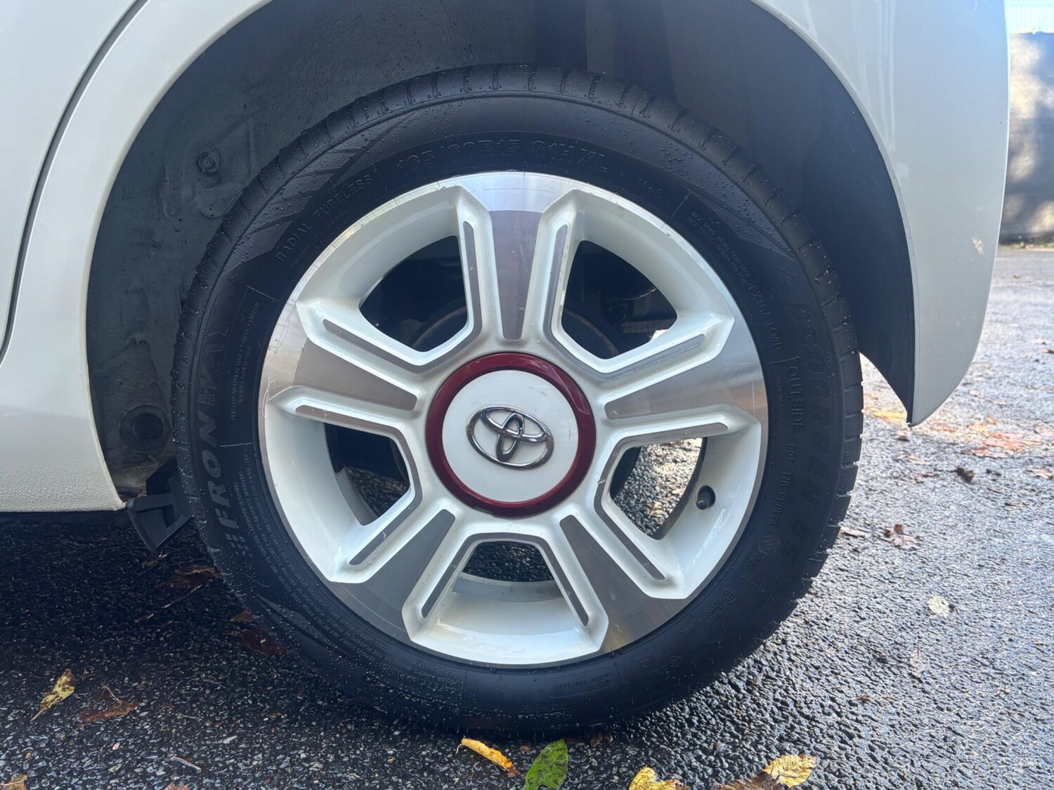 Used Toyota AYGO 2017 for sale - 76952391: Photo 58