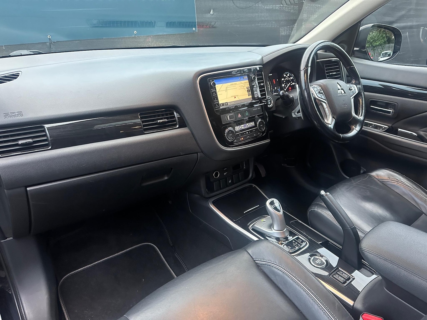 Used Mitsubishi Outlander 2016 for sale - 76952460: Photo 15