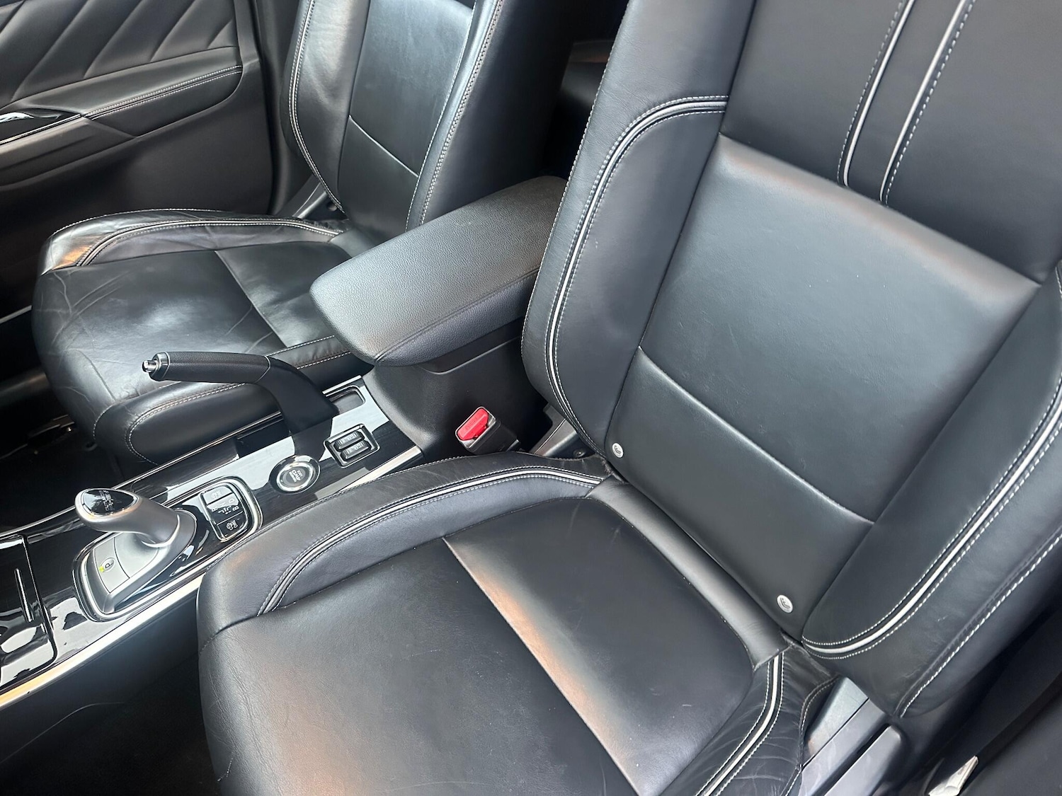 Used Mitsubishi Outlander 2016 for sale - 76952460: Photo 17