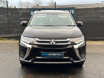 Used Mitsubishi Outlander 2016 for sale - 76952460: Photo