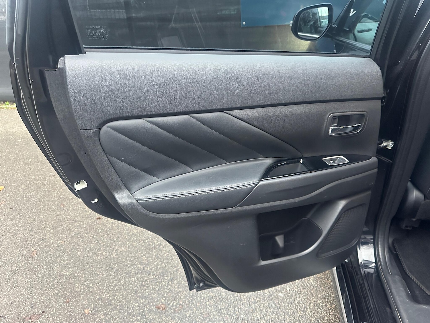 Used Mitsubishi Outlander 2016 for sale - 76952460: Photo 32