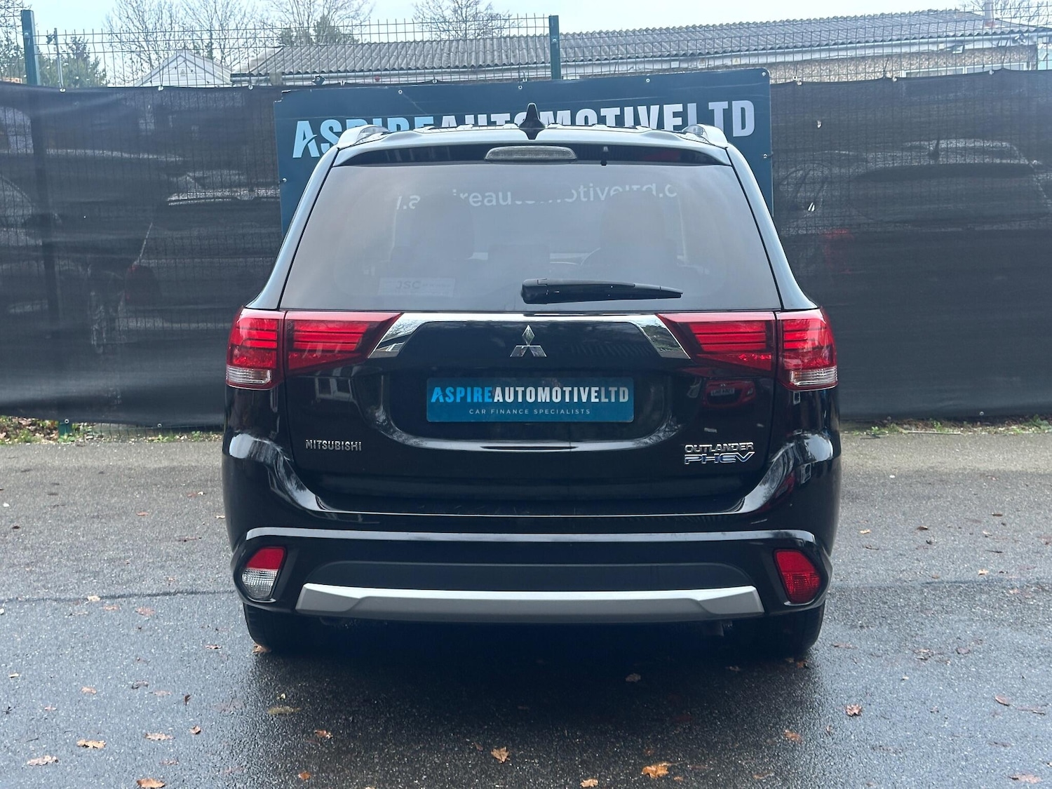 Used Mitsubishi Outlander 2016 for sale - 76952460: Photo 6