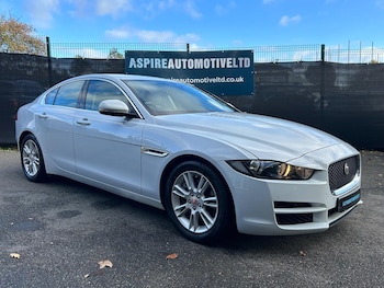 Used Jaguar XE 2015 for sale - 76388490: Photo