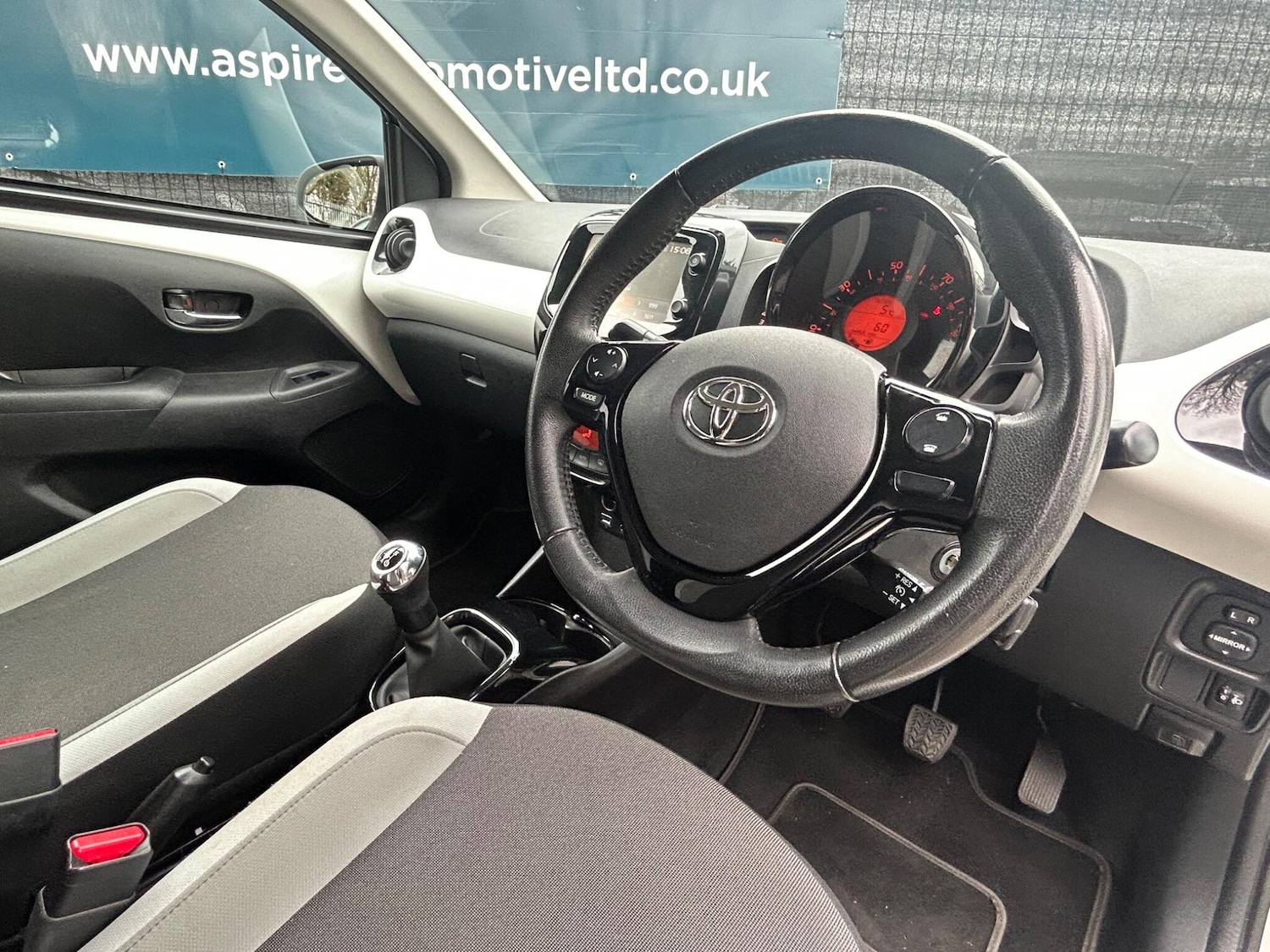 Used Toyota AYGO 2017 for sale - 77598425: Photo 18
