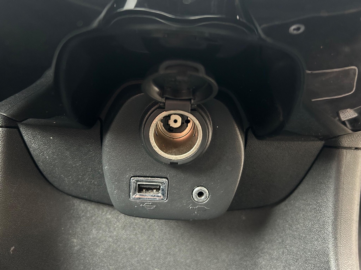 Used Toyota AYGO 2017 for sale - 77598425: Photo 21