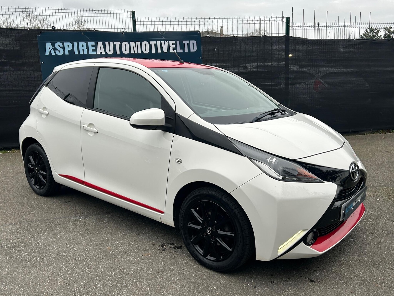Used Toyota AYGO 2017 for sale - 77598425: Photo 7