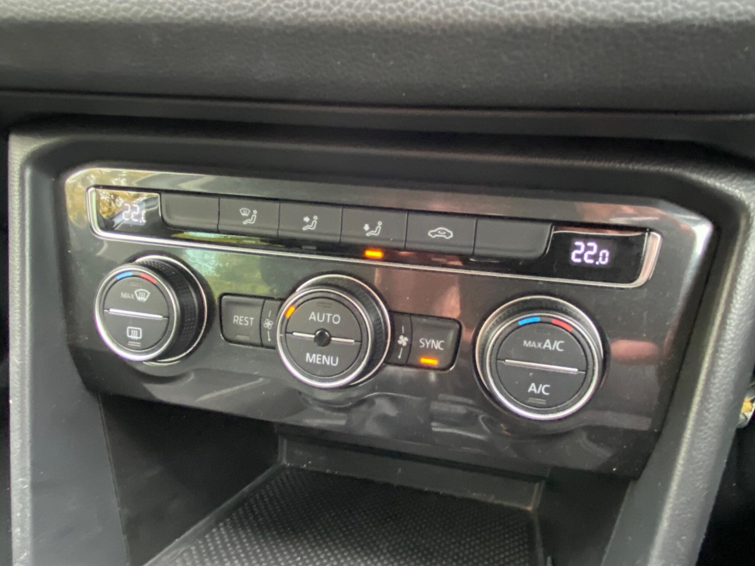 Used Volkswagen Tiguan 2016 for sale - 76473203: Photo 24