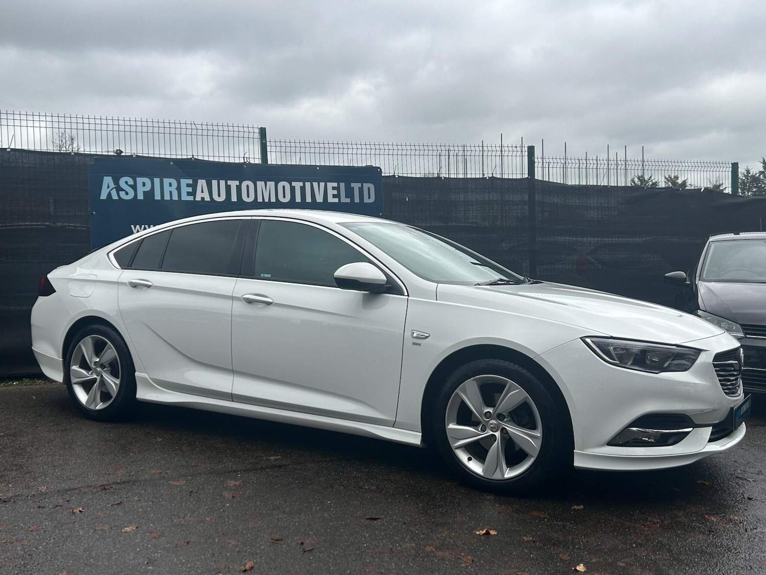 Used Vauxhall Insignia 2017 for sale - 76953590: Photo 10