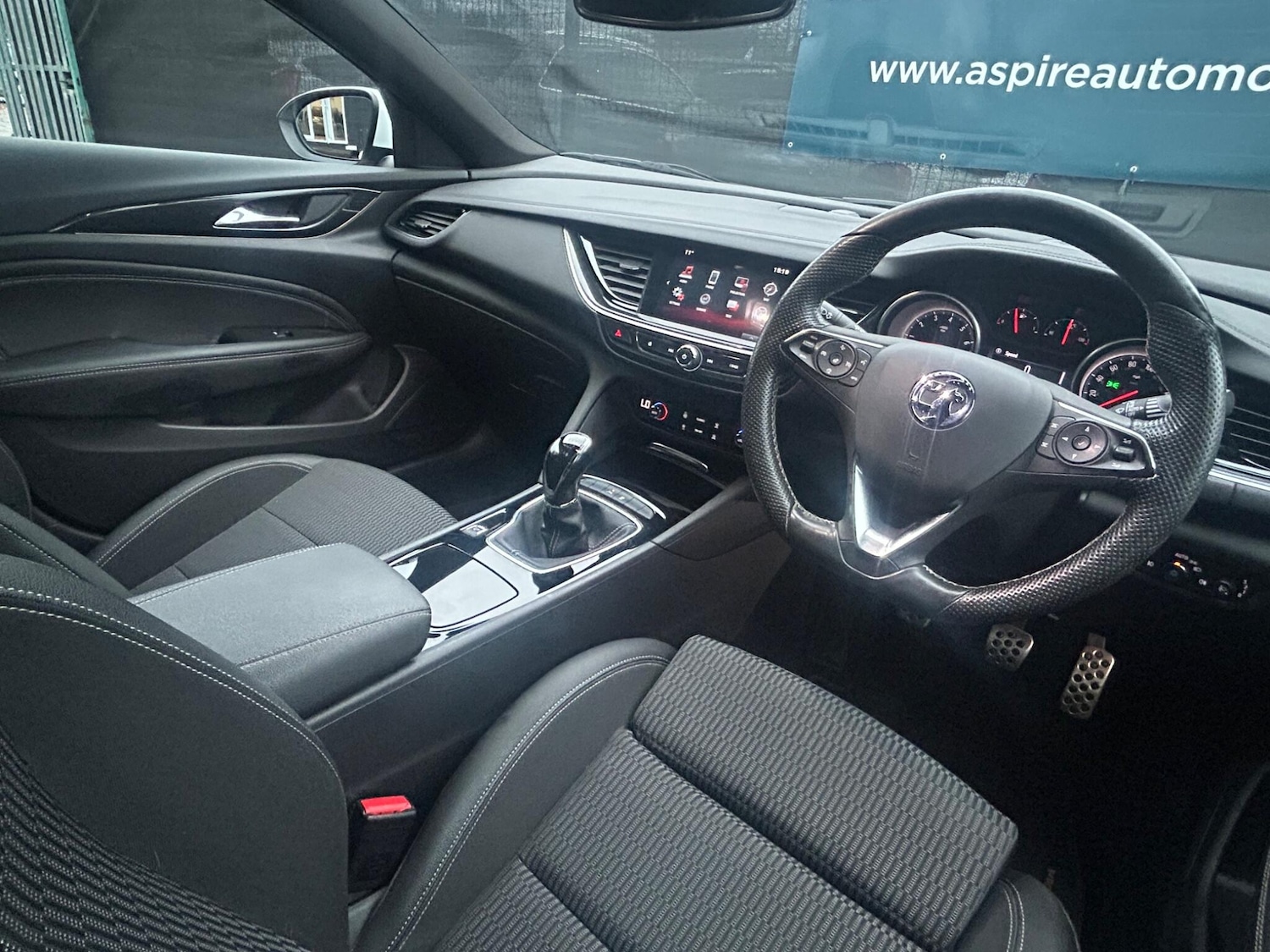 Used Vauxhall Insignia 2017 for sale - 76953590: Photo 12