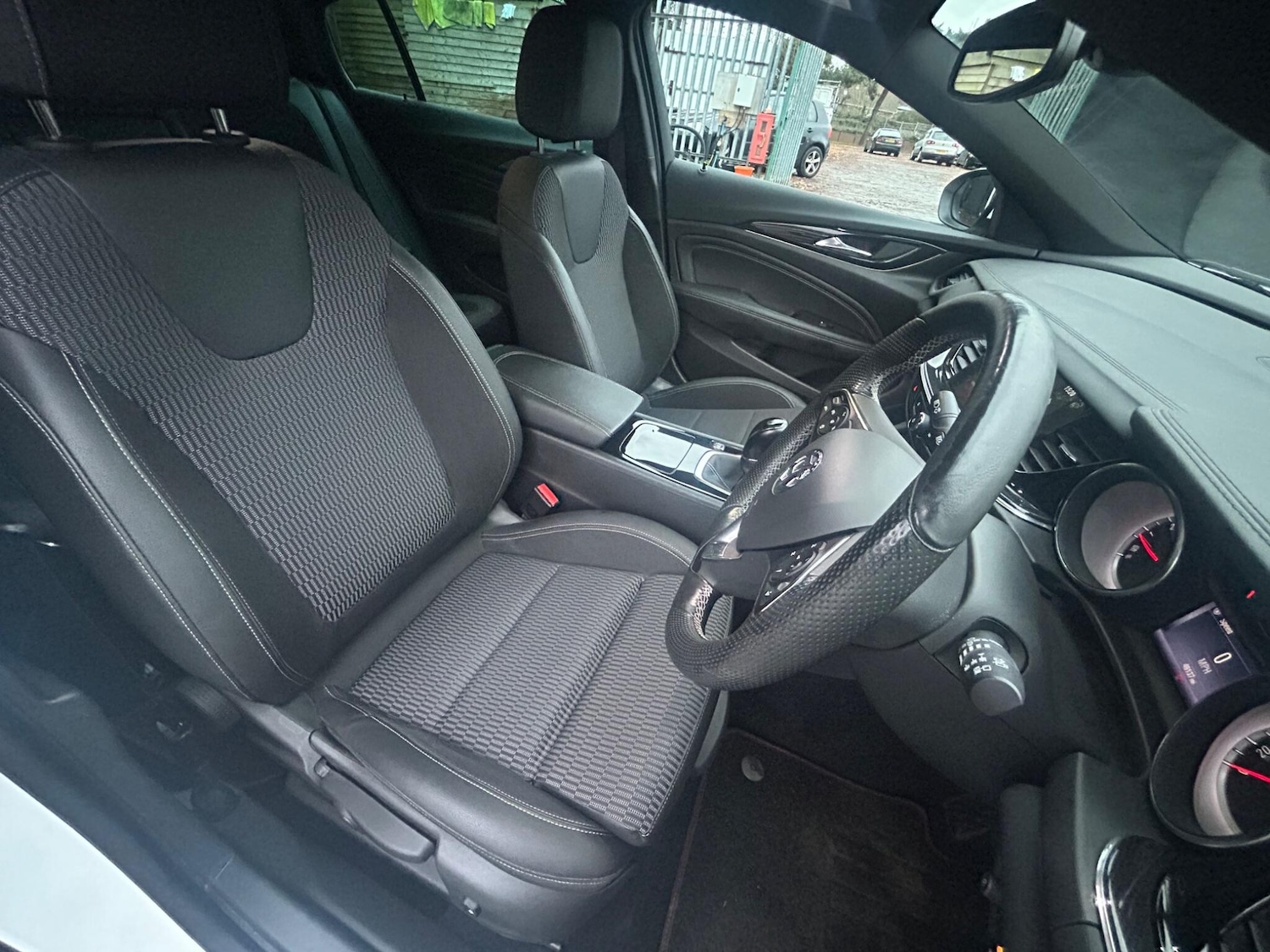 Used Vauxhall Insignia 2017 for sale - 76953590: Photo 14