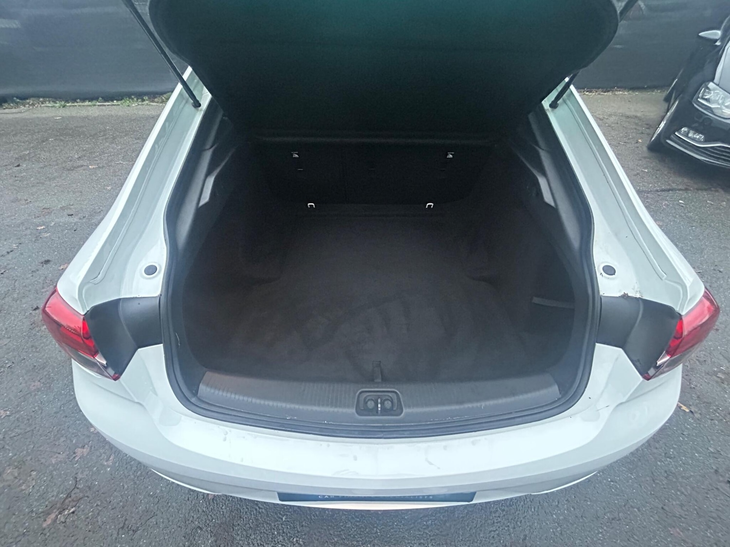 Used Vauxhall Insignia 2017 for sale - 76953590: Photo 27