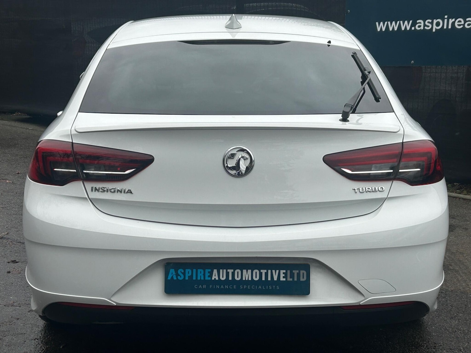 Used Vauxhall Insignia 2017 for sale - 76953590: Photo 7