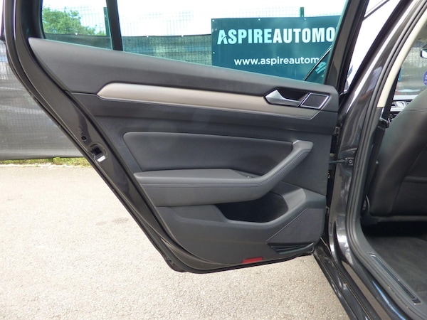 Used Volkswagen Passat 2019 for sale - 75539943: Photo 34