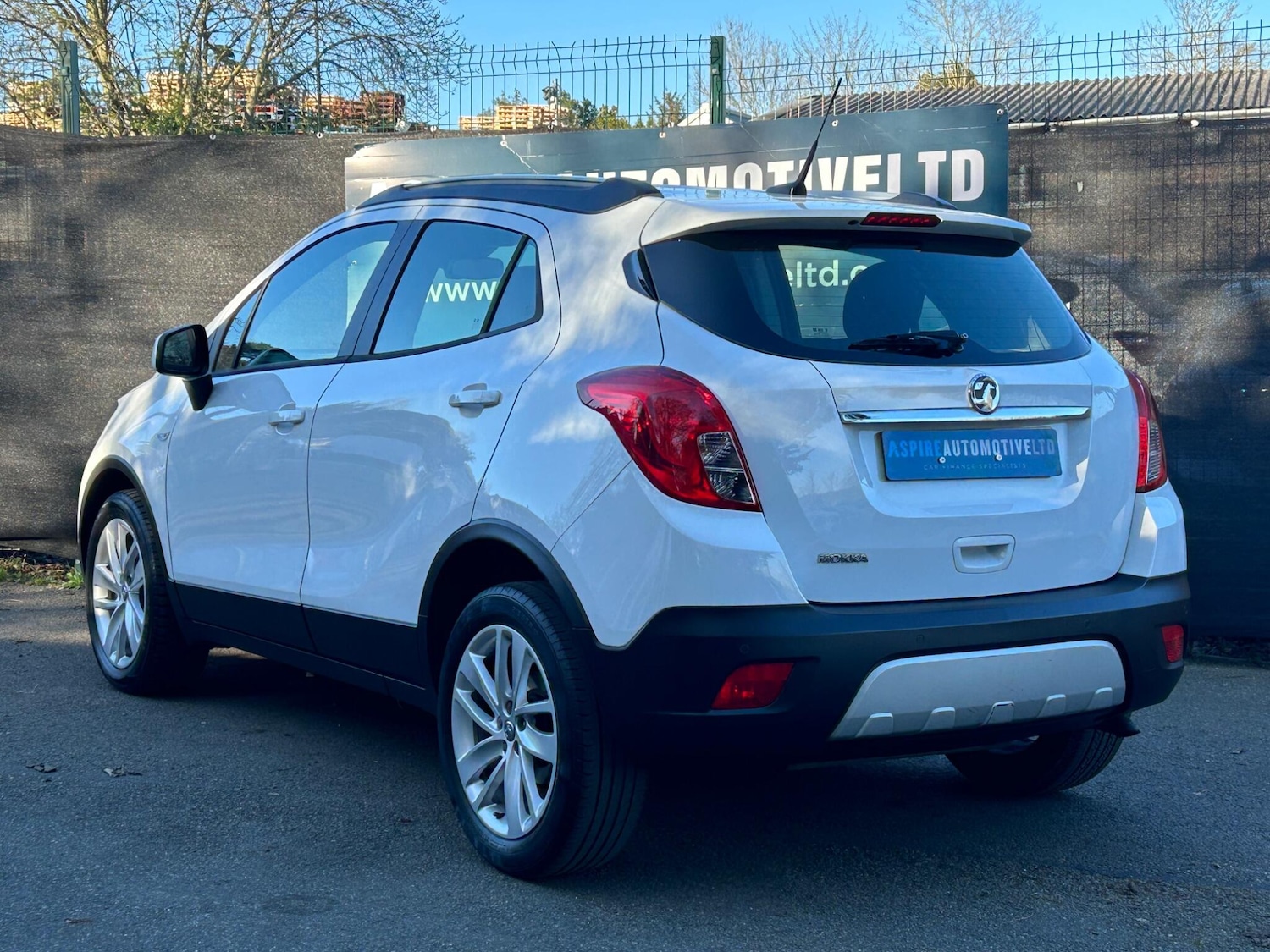 Used Vauxhall Mokka 2016 for sale - 77940499: Photo 4