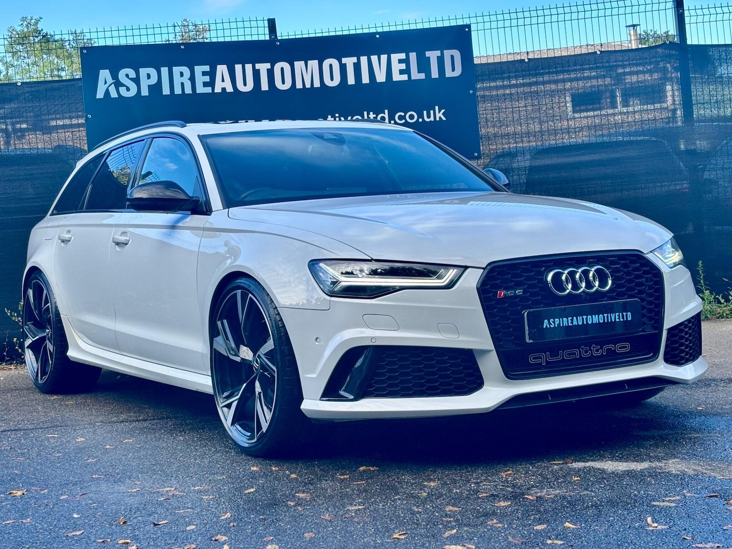 Used Audi RS6 Avant for sale - 76307317: Photo 1