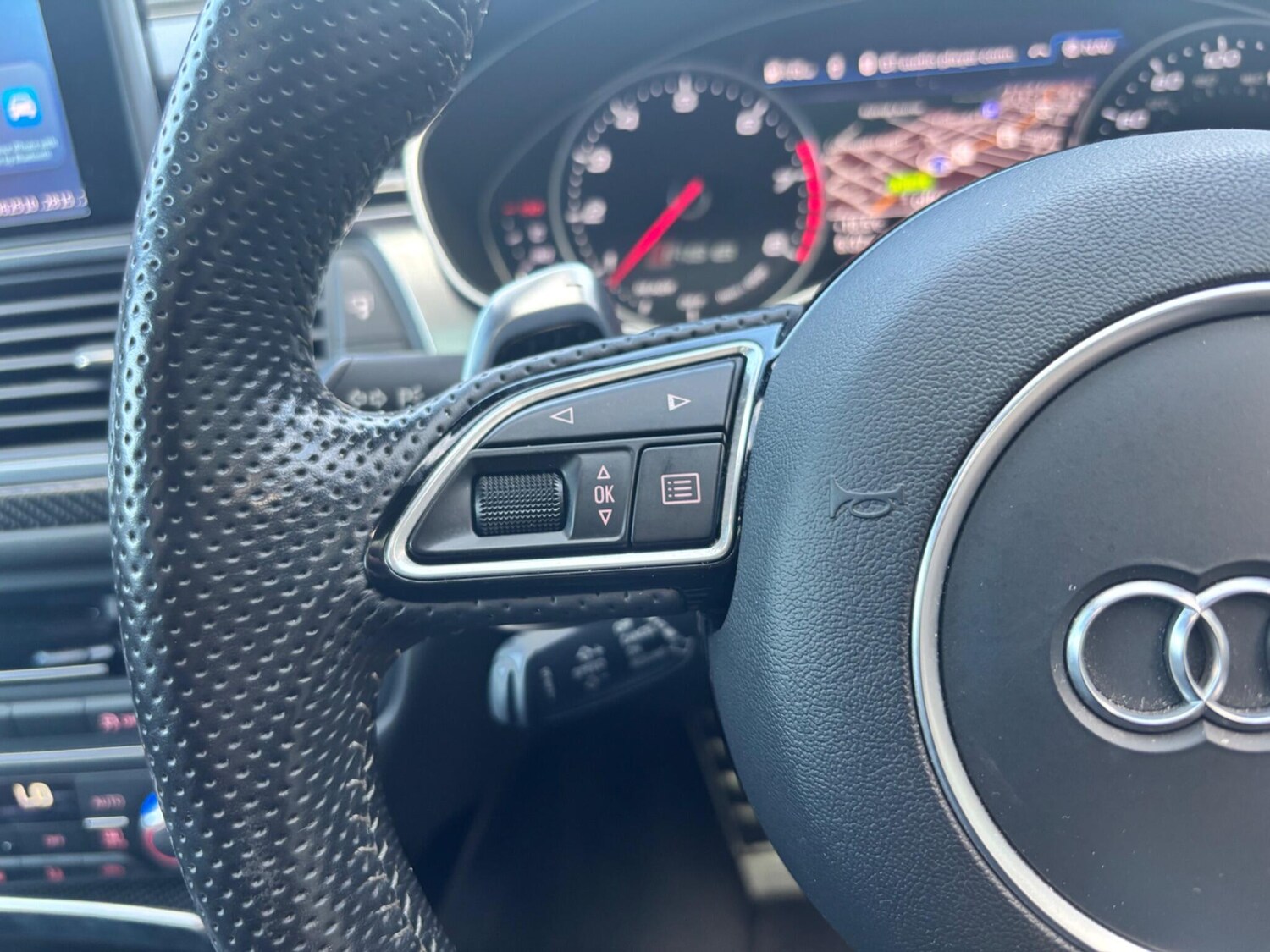 Used Audi RS6 Avant for sale - 76307317: Photo 42