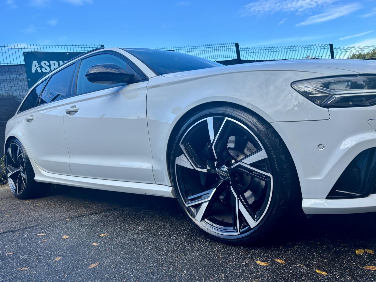 Used Audi RS6 Avant for sale - 76307317: Photo 7