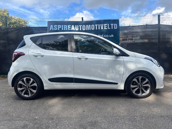Used Hyundai i10 2017 for sale - 76166456: Photo 11