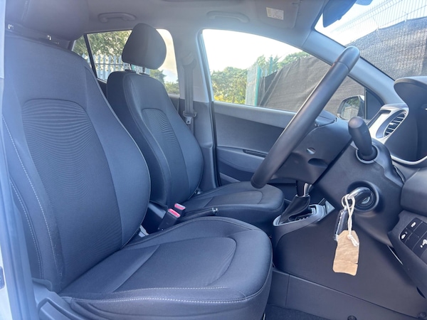 Used Hyundai i10 2017 for sale - 76166456: Photo 13