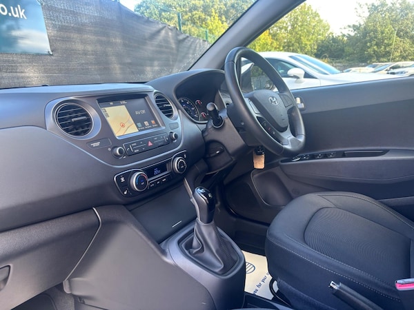 Used Hyundai i10 2017 for sale - 76166456: Photo 20