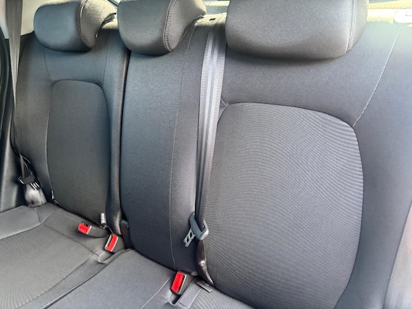 Used Hyundai i10 2017 for sale - 76166456: Photo 27