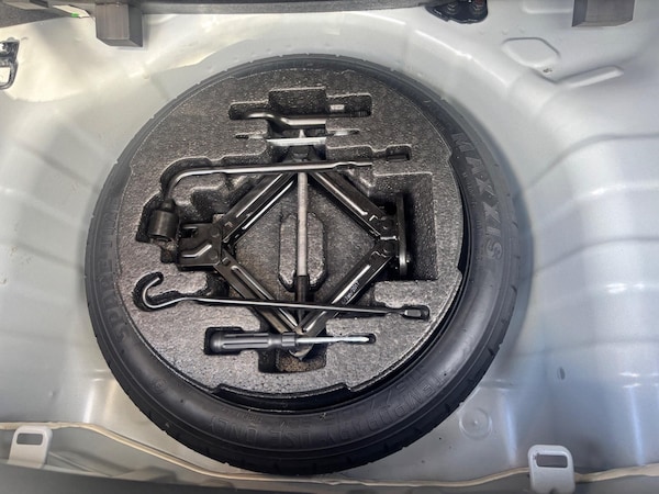 Used Hyundai i10 2017 for sale - 76166456: Photo 32