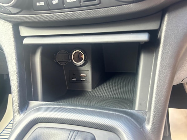 Used Hyundai i10 2017 for sale - 76166456: Photo 48