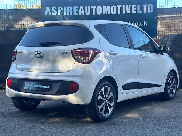 Used Hyundai i10 2017 for sale - 76166456: Photo 4