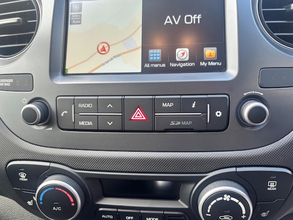 Used Hyundai i10 2017 for sale - 76166456: Photo 53