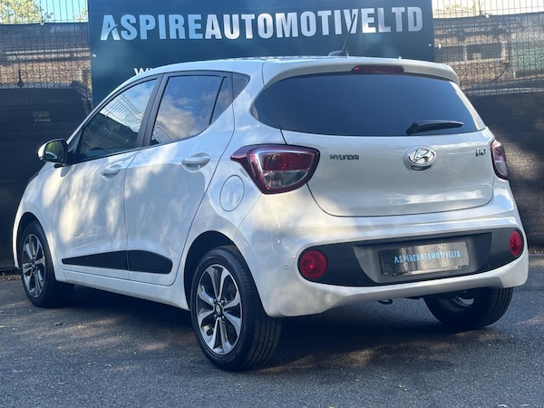 Used Hyundai i10 2017 for sale - 76166456: Photo 6