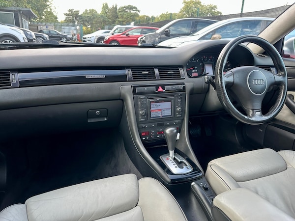Used Audi RS6 Avant 2004 for sale - 76214715: Photo 10