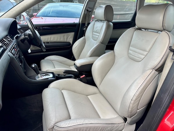 Used Audi RS6 Avant 2004 for sale - 76214715: Photo 16
