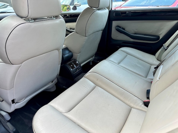Used Audi RS6 Avant 2004 for sale - 76214715: Photo 20