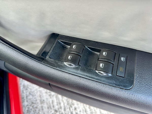 Used Audi RS6 Avant 2004 for sale - 76214715: Photo 43
