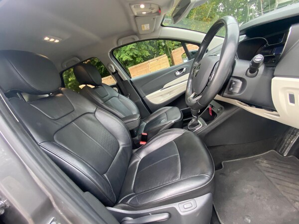 Used Renault Captur 2018 for sale - 76239108: Photo 15