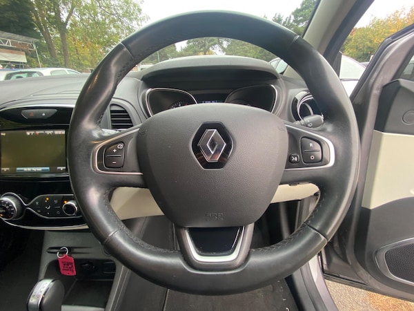 Used Renault Captur 2018 for sale - 76239108: Photo 45