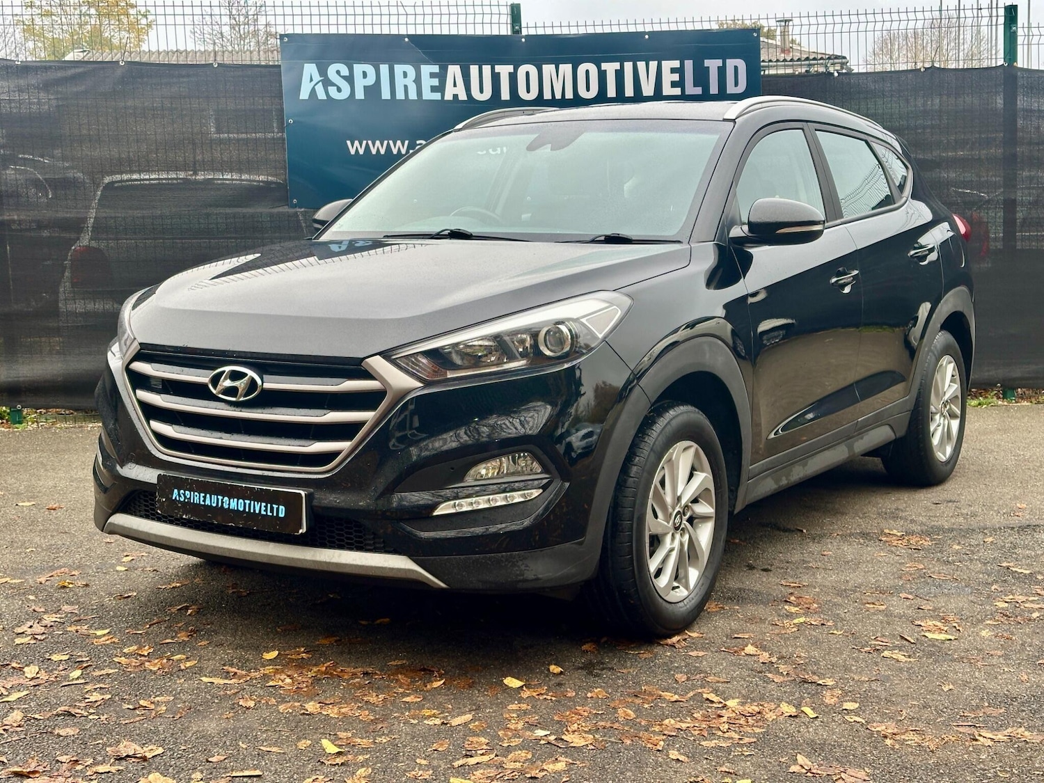 Used Hyundai TUCSON 2017 for sale - 76512351: Photo 3