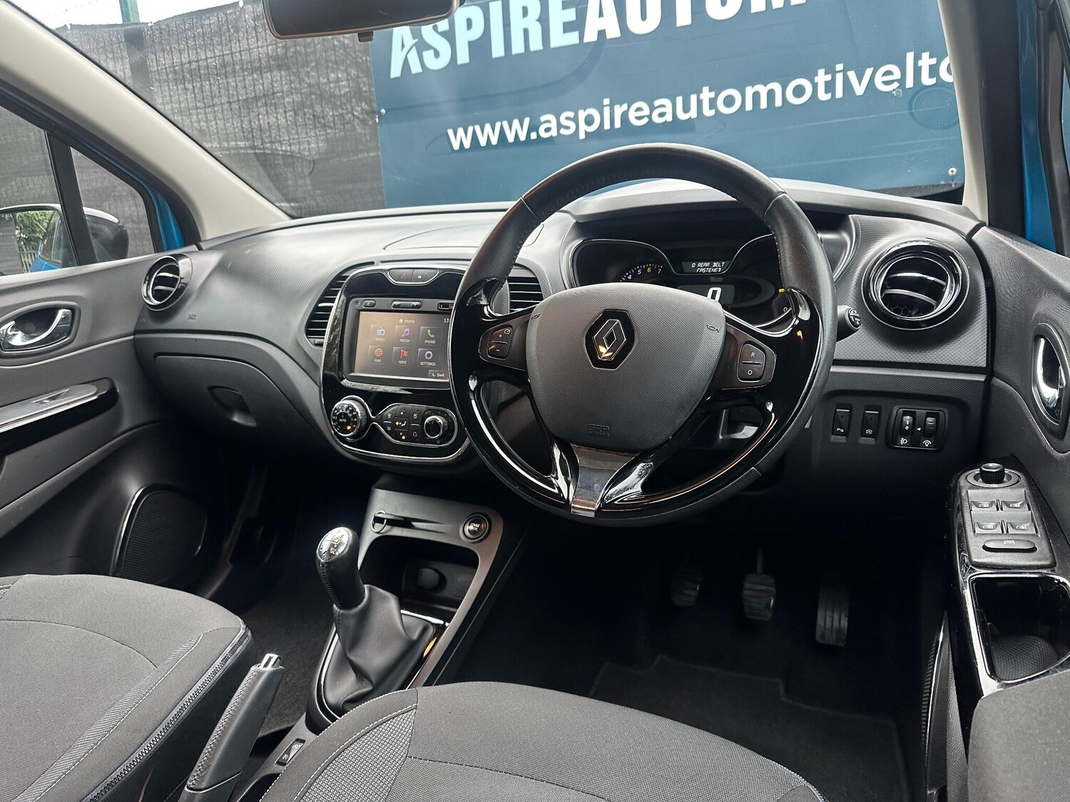 Used Renault Captur 2015 for sale - 76936502: Photo 11
