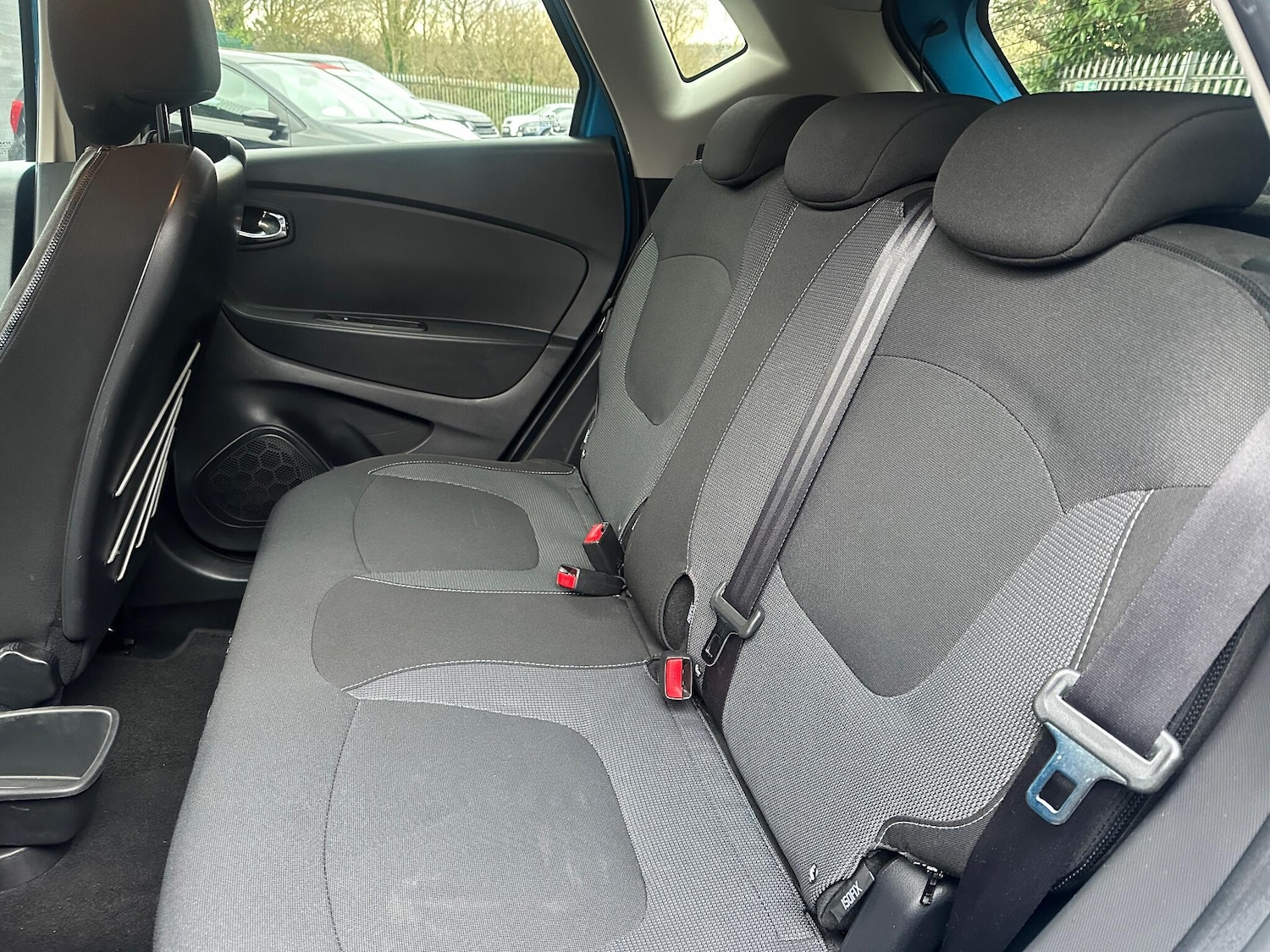 Used Renault Captur 2015 for sale - 76936502: Photo 21