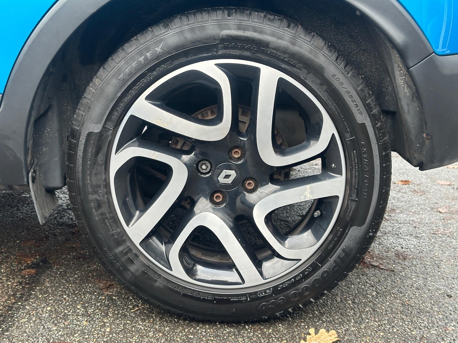 Used Renault Captur 2015 for sale - 76936502: Photo 45