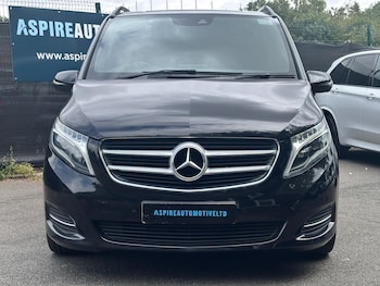Used Mercedes-Benz V-Class 2018 for sale - 75678263: Photo