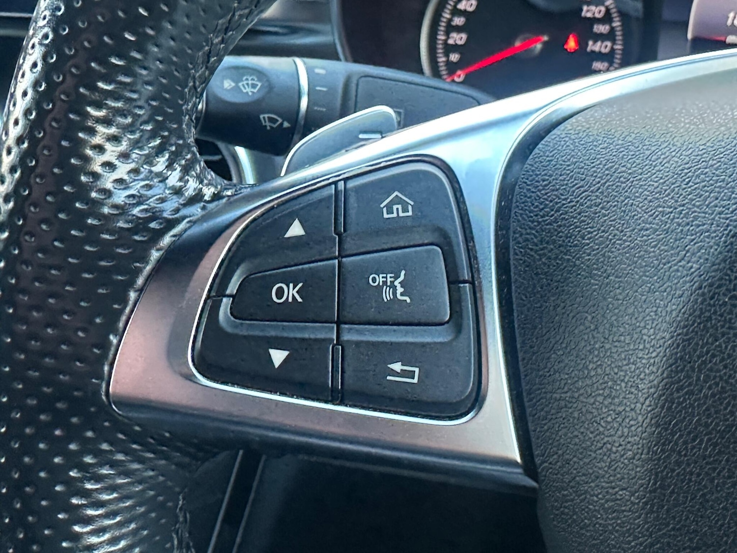 Used Mercedes-Benz C Class 2017 for sale - 76899596: Photo 32