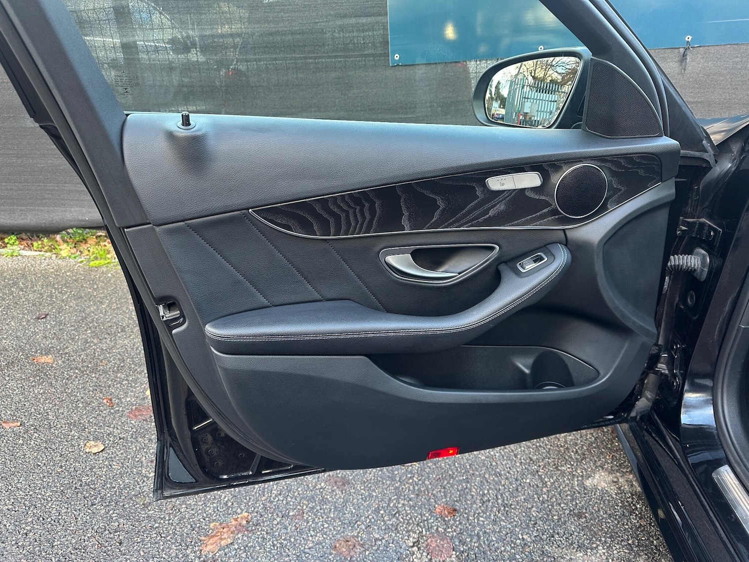 Used Mercedes-Benz C Class 2017 for sale - 76899596: Photo 38