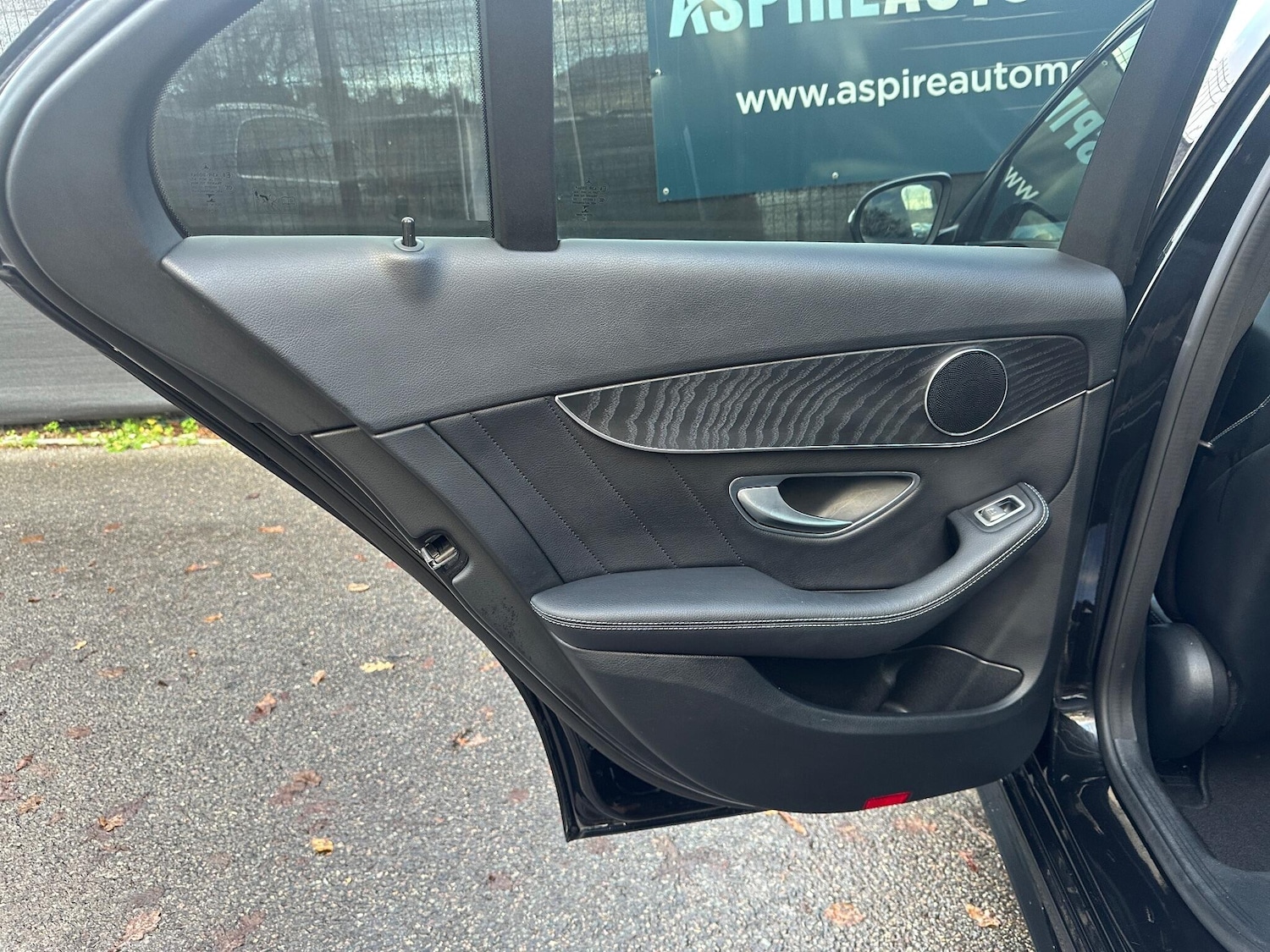 Used Mercedes-Benz C Class 2017 for sale - 76899596: Photo 41