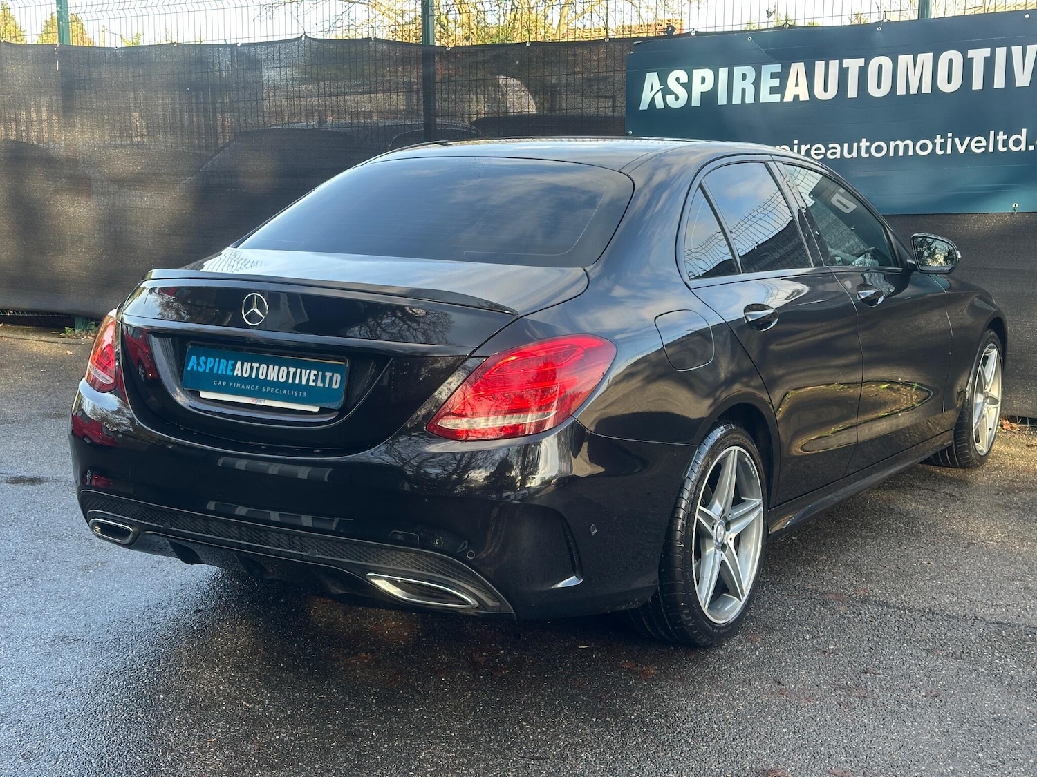 Used Mercedes-Benz C Class 2017 for sale - 76899596: Photo 8