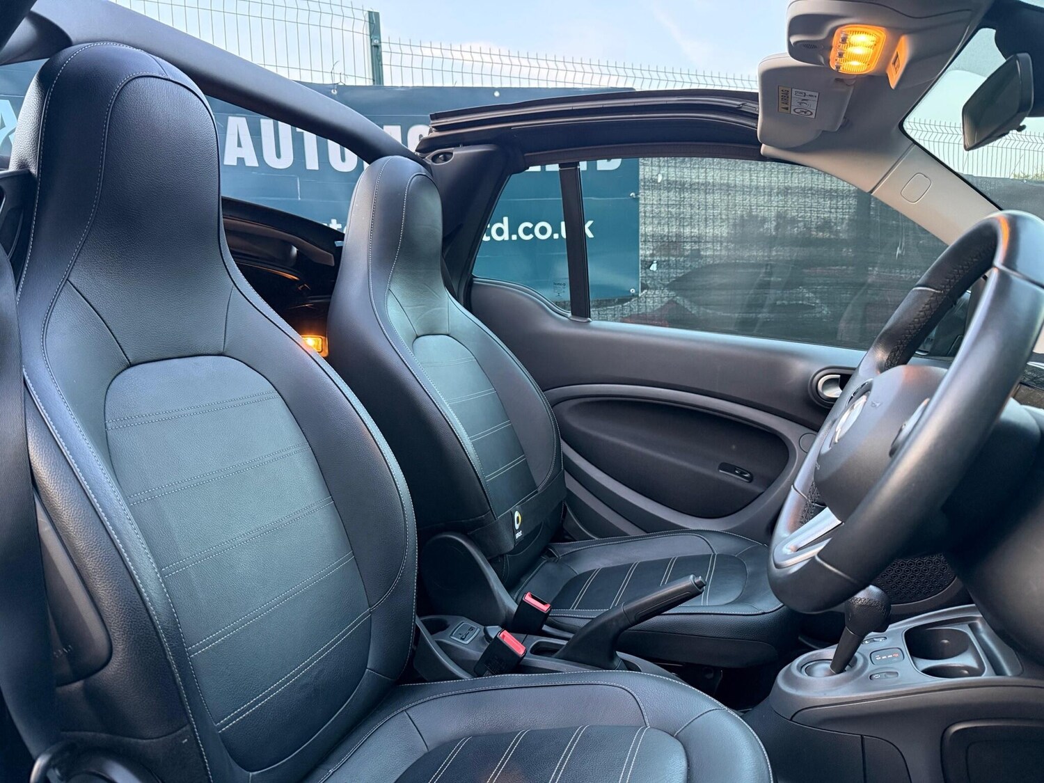 Used smart fortwo 2019 for sale - 78170931: Photo 18